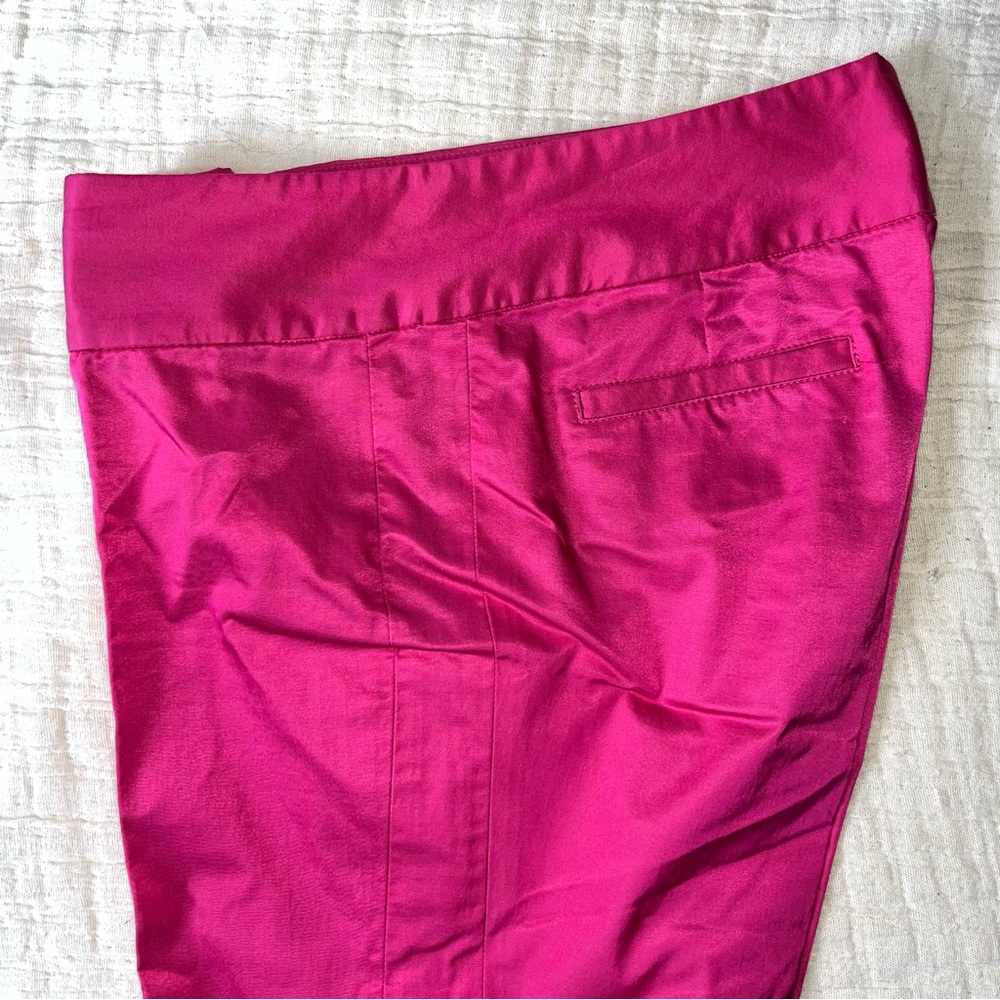 Banana Republic Fuchsia Satin Capri Trousers, size 4